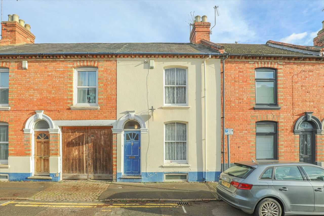 Palmerston Road, Northampton, Northamptonshire, NN1 5EU
