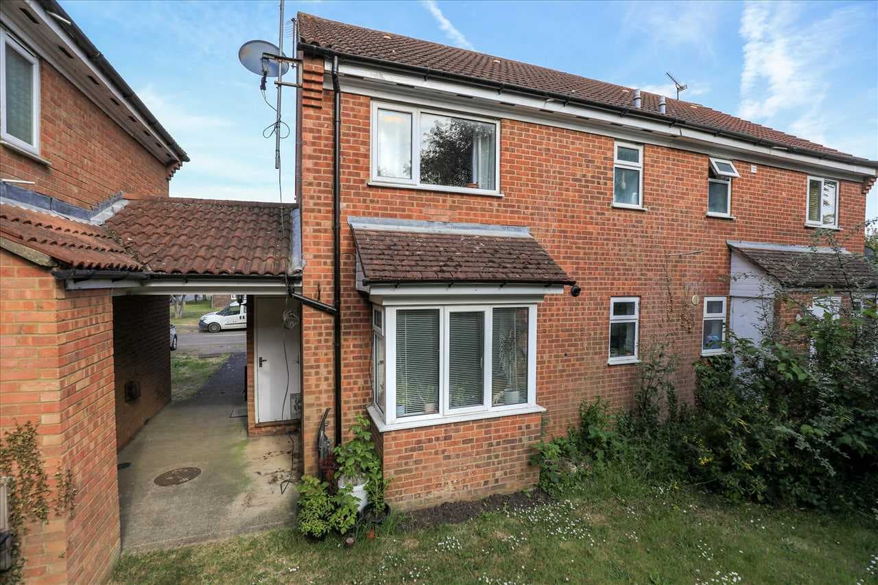 Brambleside Court, Kettering, Kettering, Northamptonshire, NN16 9BY