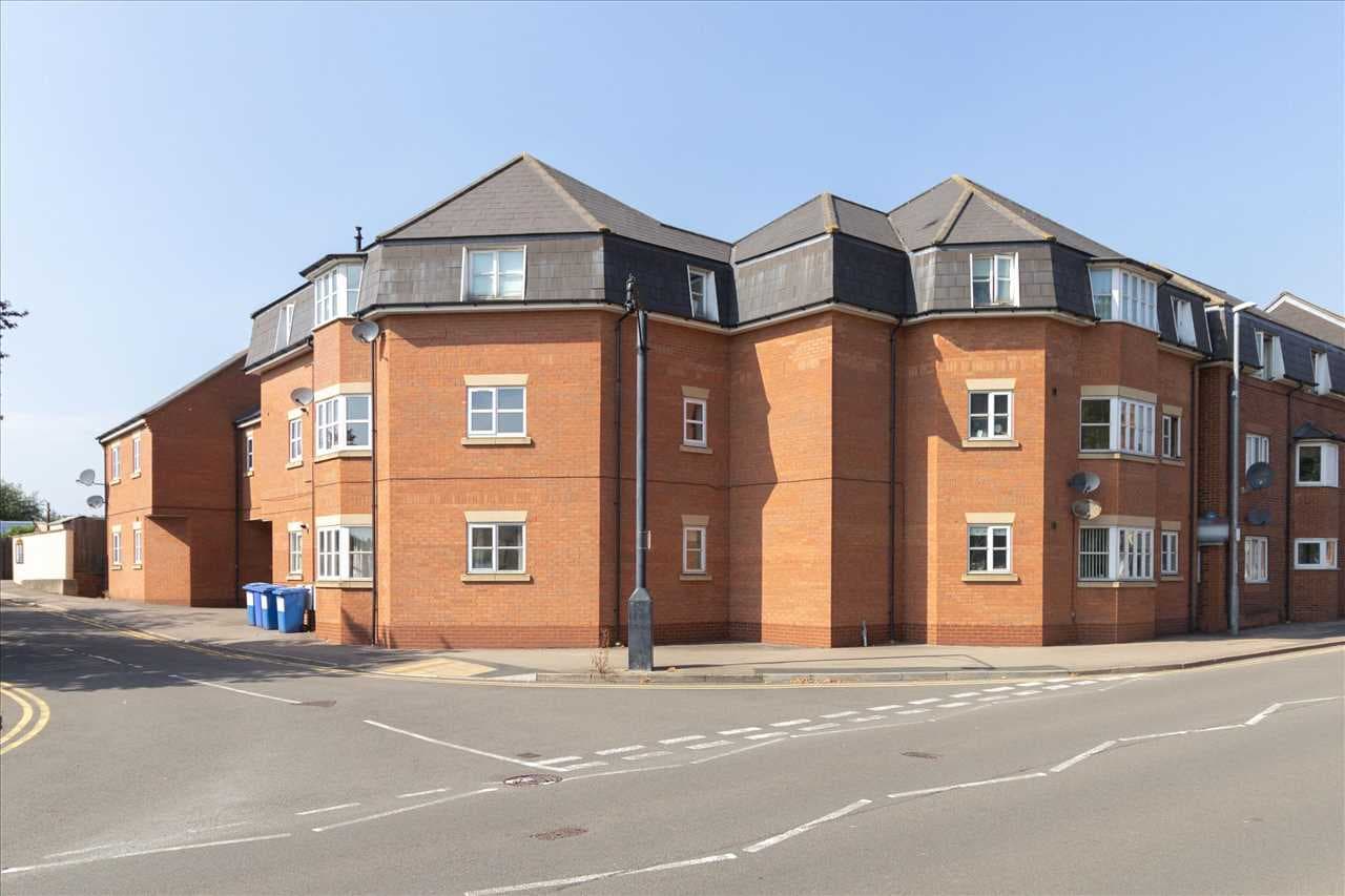 Piggotts Lane, Burton Latimer, Burton Latimer, Northamptonshire, NN15 5RF