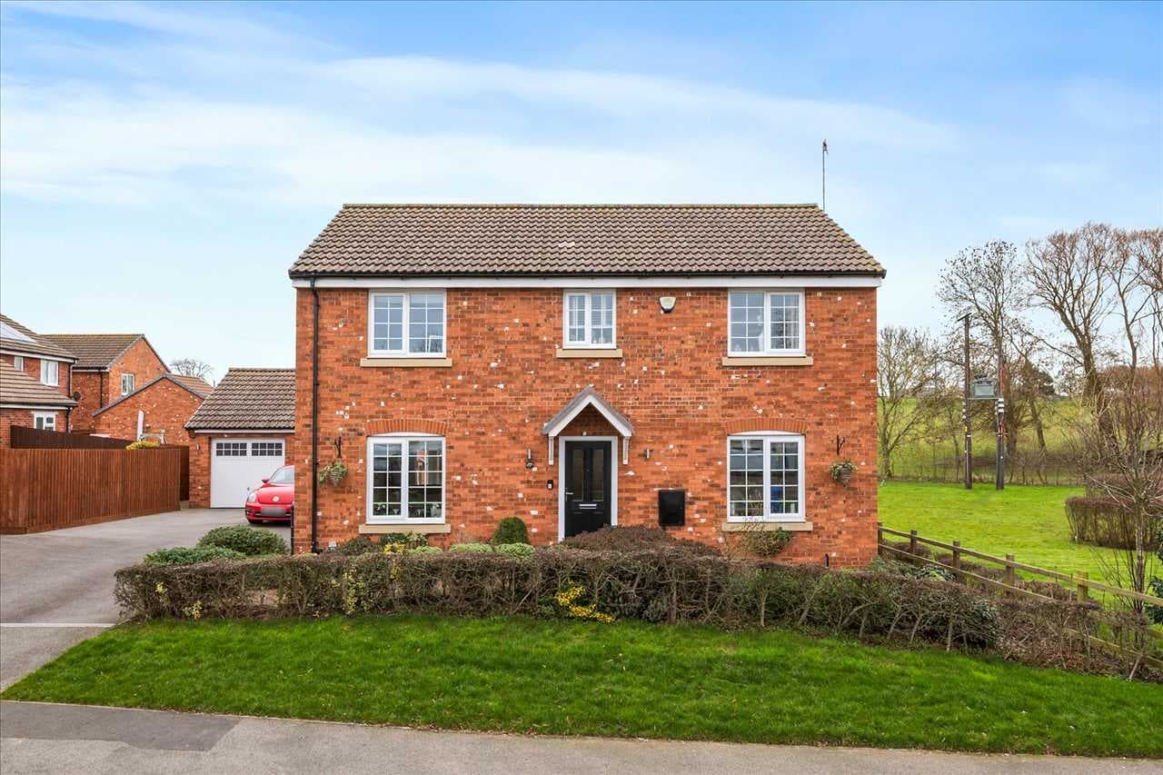 Finedon Road, Burton Latimer, Burton Latimer, Northamptonshire, NN15 5QB