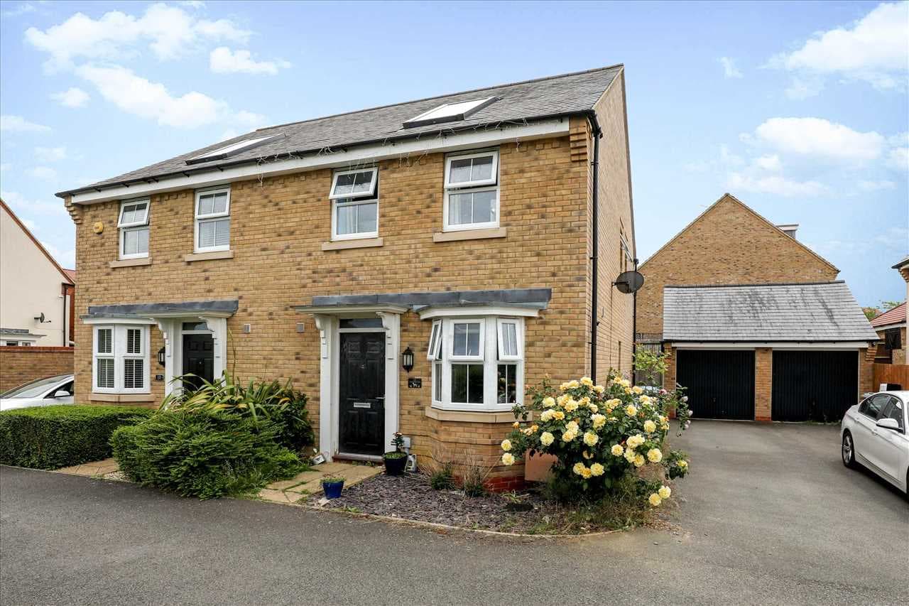Pembrey Close, Burton Latimer, Burton Latimer, Northamptonshire, NN15 5XA