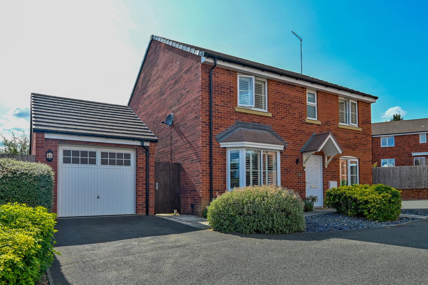 Austin Rise, Burton Latimer, Kettering, NN15 5ZD